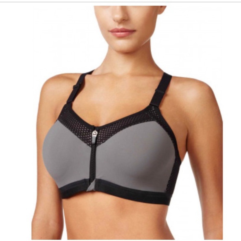 Wacoal lightly padded underwire sports bra 38DDD